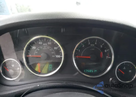 2016 Jeep Wrangler Rubicon z USA, uszkodzony, nr VIN 1C4HJWCG8GL197407